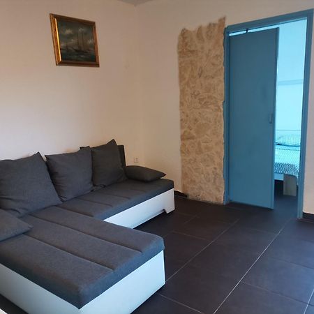 Apartmani Omišalj Exterior foto