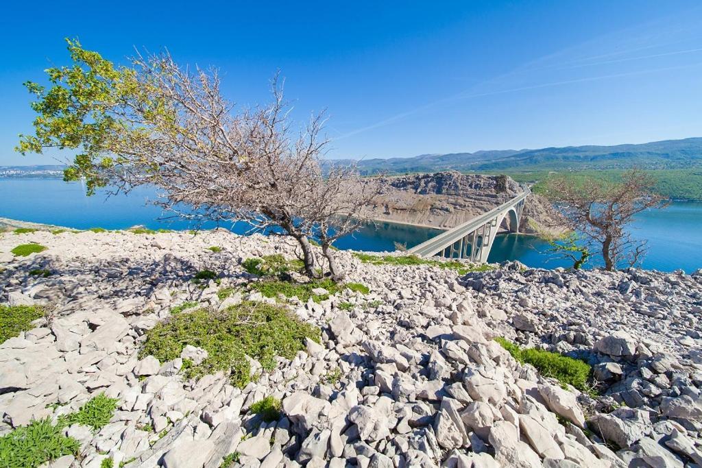 Apartmani Omišalj Exterior foto